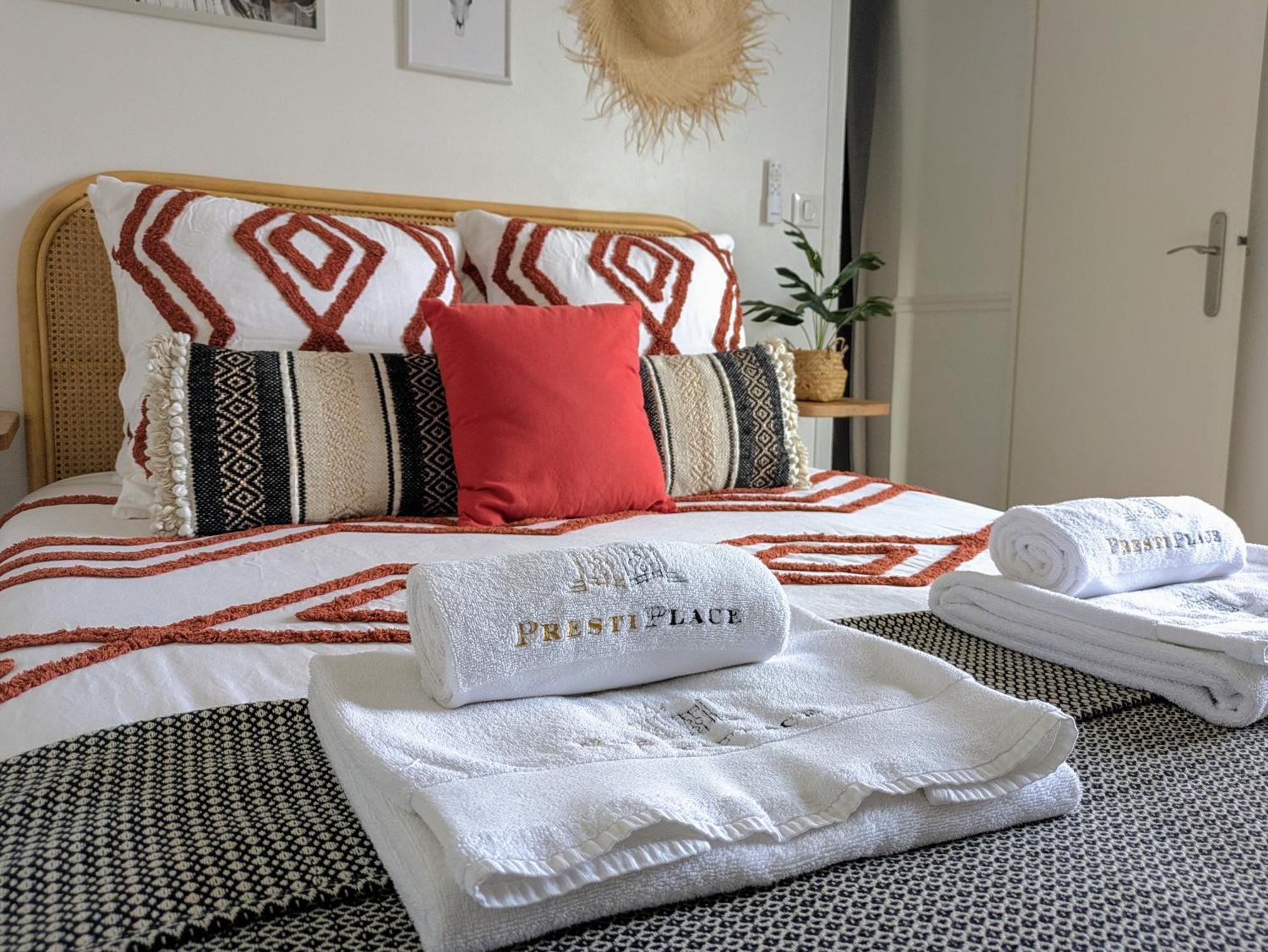 La Petite Plume - Prestiplace Collection 图尔 外观 照片
